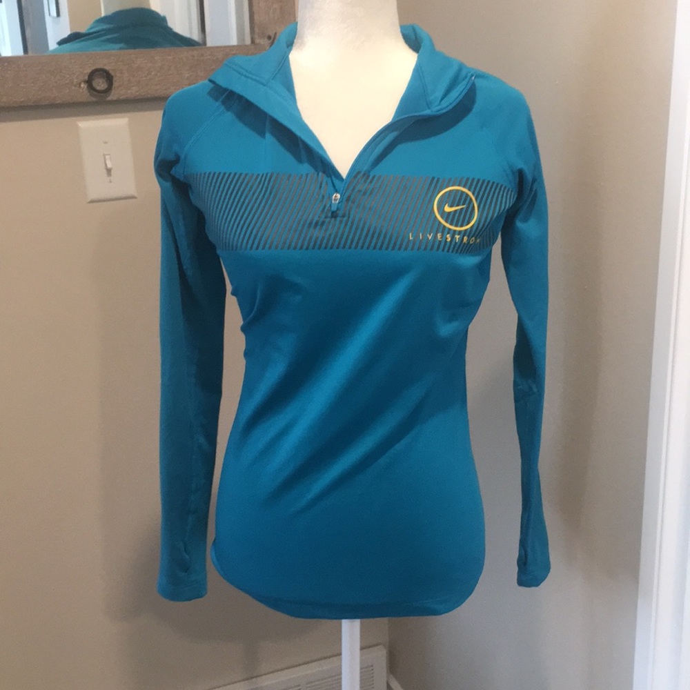 Nike Quarter-Zip